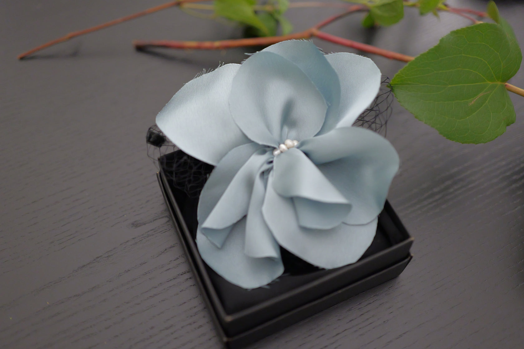 10 || Floral Hair Clip in Silk | In stock – SLOE Design Studio